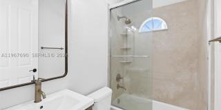 827 SE 2nd Ct Gallery 29