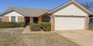 Charming Home in Edmond Gallery 1