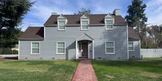 Beautiful 2 story 3 bedroom 2 bathroom home Gallery 1