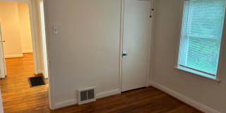 2 bed 1 bath Conveniently located in Overland on Page 2 bed 1 bath Conveniently located in Overland on Page Gallery 11