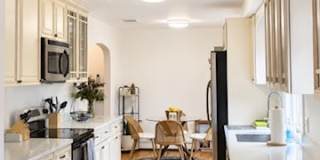 143 Bennett Street Gallery 6