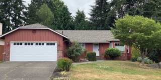 Charming Mukilteo Rambler in a Prime Location Gallery 1