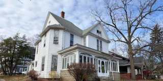 LARGE HOUSE ON CAMPUS! 13 OCCUPANTS Gallery 1