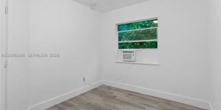 27 NE 60th Ter Gallery 8