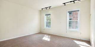 Three Bedroom Graduate Hospital Home with Roof Deck! Gallery 13
