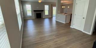 Stunning Westerville Condo with Loft | 2,086 Sq Ft | Garage | Move-In Ready Gallery 7