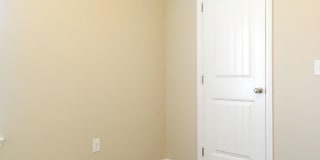 4 Bedroom, 2 Bathroom Home In Mid West City/ Del City School District. Gallery 13