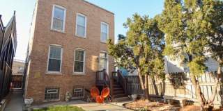 3144 Oakley Gallery 1