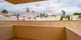 Los Robles Apartments Gallery 34