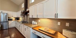 10633 Adamsong Avenue Gallery 11