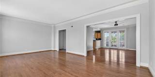 5510 Waterman Boulevard Gallery 13