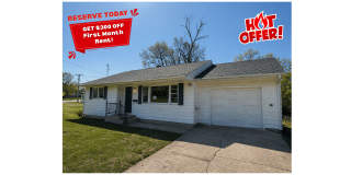 Cozy 2-Bedroom Home with Car Garage in Dixon! Gallery 1