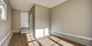 Freshly Updated 3 Bedroom House Gallery 15