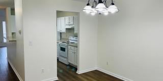 Prime South Fulton location! Minutes to Atlanta, I-85 and movie studios! 2 bed, 2.5 bath, 1 car garage, must see! Gallery 7
