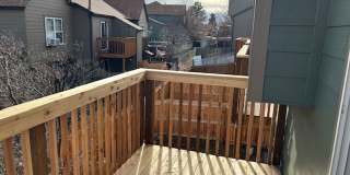 Like New Townhome in Great Aurora Community Gallery 14