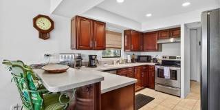 42430 Adams Street Gallery 9