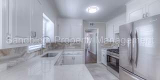 For Lease | $1300 Rent | Available Now! Gallery 12