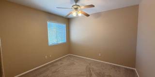 3 Bedroom House with Pool Gallery 29