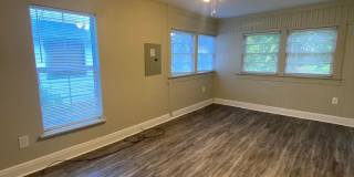 Walk to UF & Downtown! Gallery 8