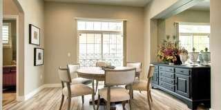 Spacious 3 BDR Townhome on Golf Course Gallery 21