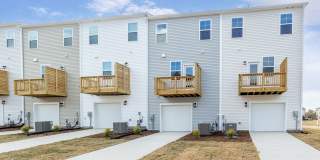 Stunning 3/3.5 Townhome in SE Raleigh Gallery 41