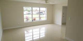 Beautiful & Modernized 3 Bed/3 Bath Pool Home For Rent in PSL! Gallery 4
