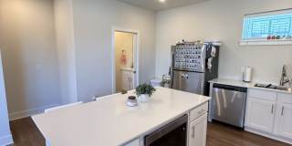 707 North Whitham Avenue - 1 Gallery 15