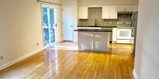 Beautiful 3 Bedroom Townhome In Bloomfield/Shadyside.  Ideal Location.  Available Late August. Gallery 3