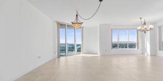 231 Riverside Drive Gallery 23