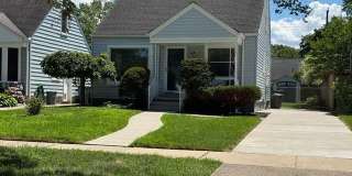 128 Girard Avenue Gallery 2