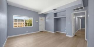 2400 S 15th Street Gallery 11