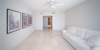 20201 E Country Club Dr Gallery 37