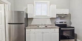 Large 3BR/2BA Near Downtown Savannah Home For Rent Gallery 14