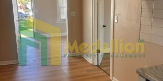 Spacious 1-Bedroom Single-Family Home with Large Fenced Yard Spacious 1-Bedroom Single-Family Home with Large Fenced Yard Gallery 6