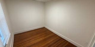 225 Oakland Street /7 Kensington Avenue Gallery 7