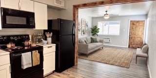 412 N 17th Dr Gallery 9