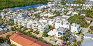 309 Oak St Gallery 7