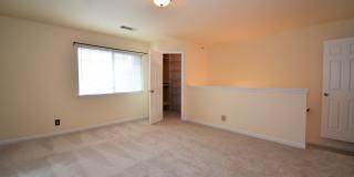 Two Level (1BR/1BTH) Condo in Gables on Tuckerman!! Gallery 9