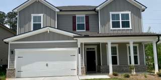 **ASK HOW YOU CAN MOVE IN WITH NO SEC. DEP** 600 Cunninghame Ct: 5BD, 4BA, Newer Build (2022) with Bedroom  Bathroom on Main For Rent in Desirable Peachtree City! AVAILABLE NOW! Gallery 1