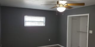 3 bed, 2 bath 1 car garage Gallery 17