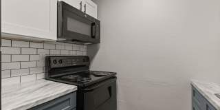 Crossings at Midtown Gallery 101