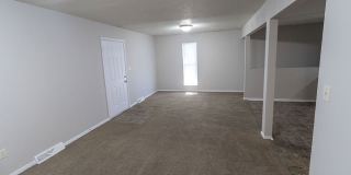Stonegate Complex -- Fully Furnished and Utilities Included! Gallery 7
