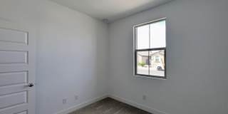 10163 W AMELIA Avenue Gallery 11