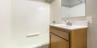 District on Oakwood - Northside Apartments Gallery 37