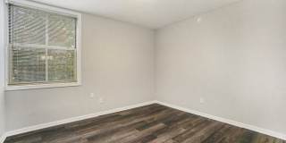 Nu Lovell Gallery 11