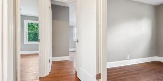 2615 OTIS Street NE Gallery 33