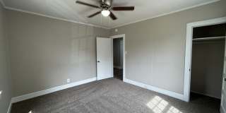 Crosswell Area-4 Bedroom, 2 Bathroom House Gallery 11