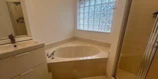 16360 Malibu Drive Gallery 15