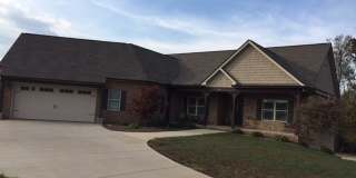 5BR/ 4BA House in LC; Near Farragut, Tellico Village, & WindRiver. Country Setting Gallery 1