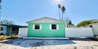 151 148th Ave E Unit 1 Gallery 1